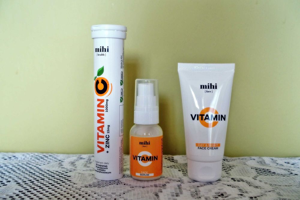 Zestaw  C-Power :Krem do twarzy Day&night,serum,witamina C Mihi