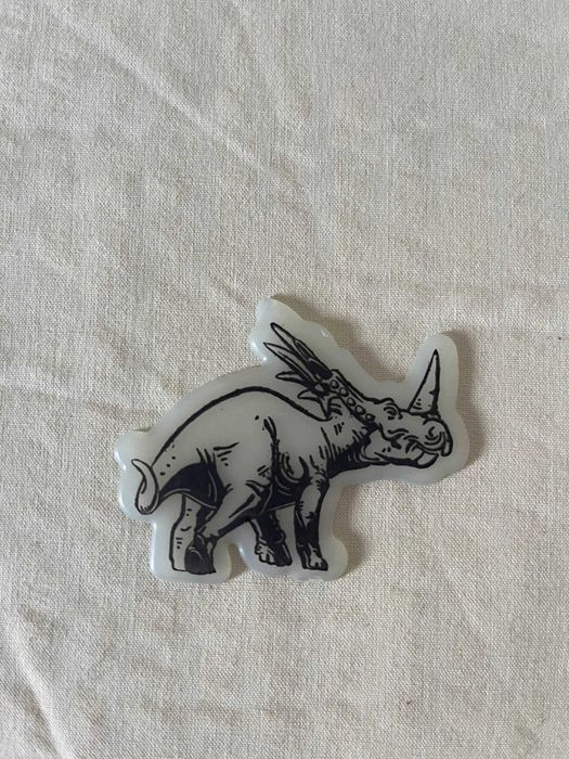 5 dinossauros fosforescentes para parede ou teto
