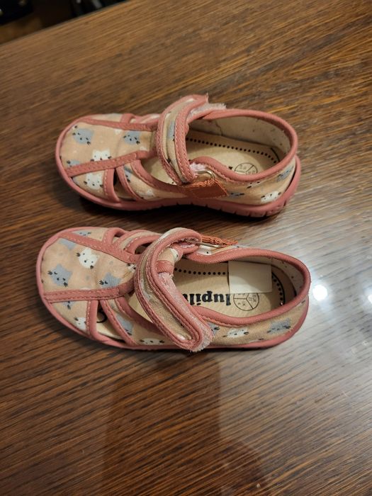 Kapcie dziewczęce Lupilu roz 23