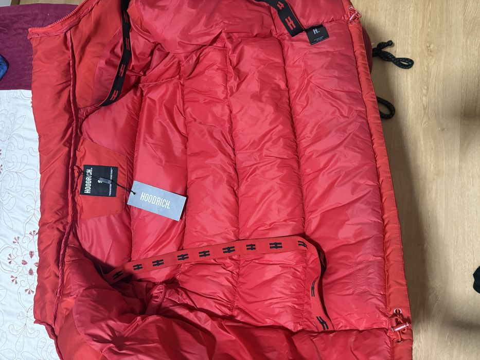 Casaco hoodrich vermelho