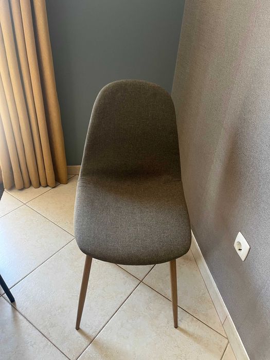 Sala : Mesa Extensível + 4 Cadeiras Conforama + movel TV