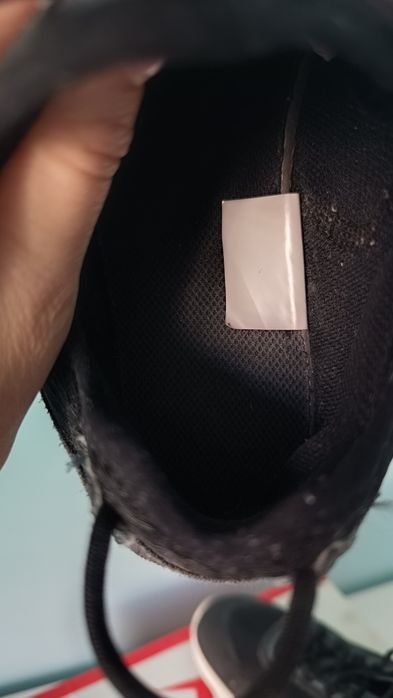 Sneakersy Nike React Live roz.40( zaniżona rozmiar)