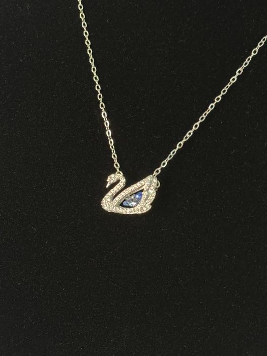 Swarovski naszyjnik nowy bez wad