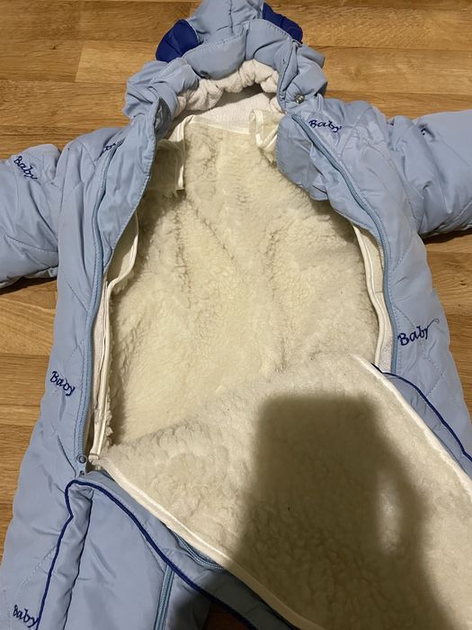 Продам теплий зимовий дитячий комбінезон від 1 до 1,5