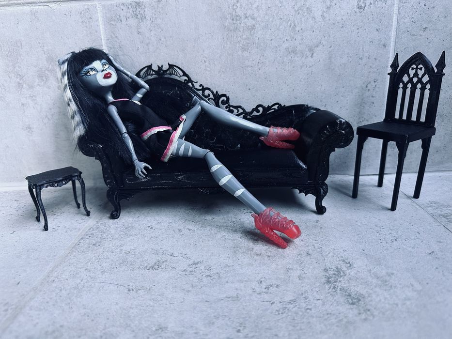 Набір меблів для Monster High Draculaura | готичний диван, стілець, столик