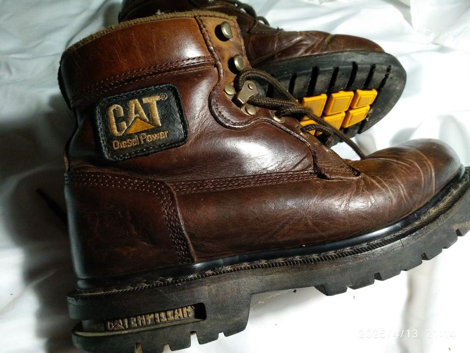 Ботинки CAT 26,5 см