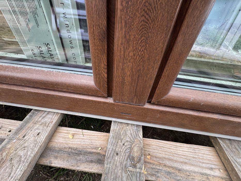 1x okno 3szybowe 180x154 orzech biale otwierany slupek ciepla ramka ru