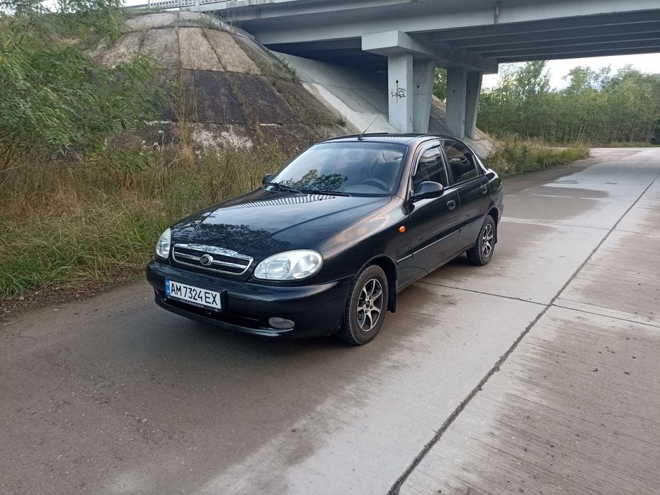 Продам ланос 1.4 в гарному стані