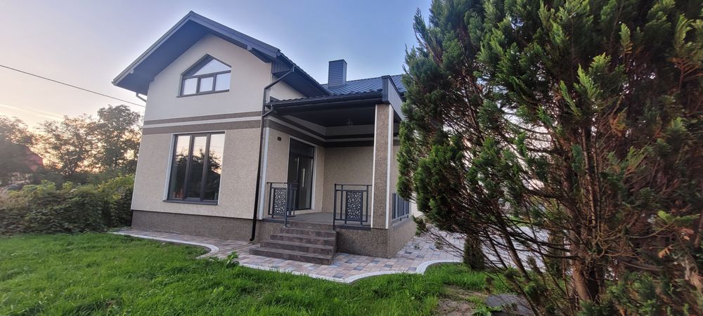 Продам добротний будинок Власник