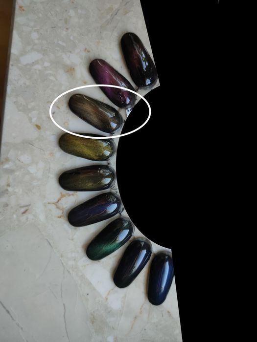 Pyłek do paznokci kocie oko brązowy