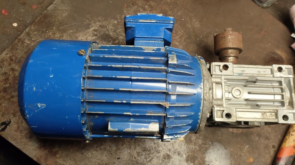 Przekładna z silnikiem 0,55kw