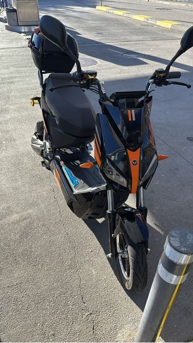 Scooter eletrica