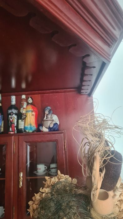 Móvel Bar em cerejeira