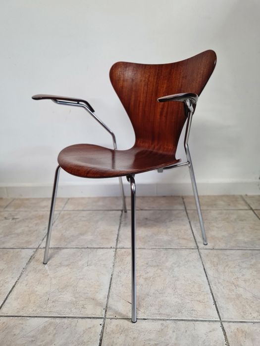 Krzesło proj.Arne Jacobsen model 3107 Fritz Hansen,mid century