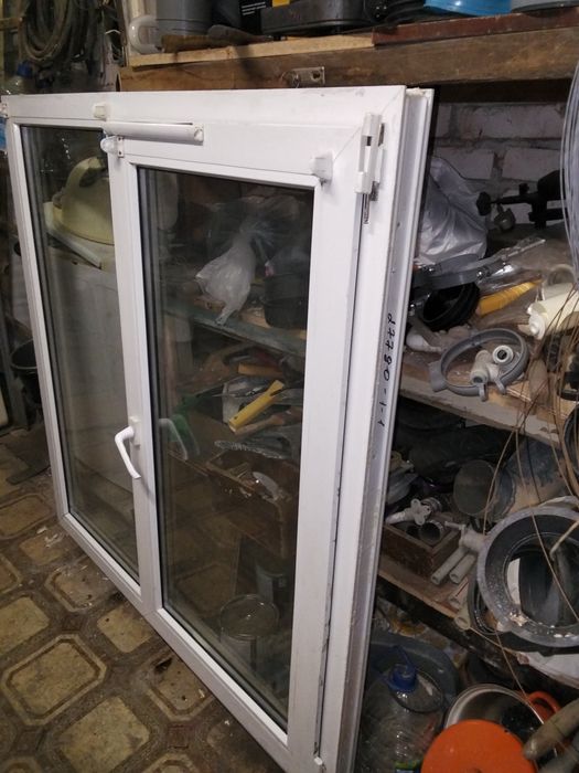 Пластикове вікно