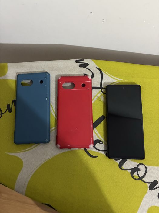 Google Pixel 7a com 2 capas e protetor de ecran bateria nova com 12 meses