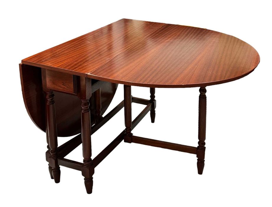 Mesa Vitrine em Madeira