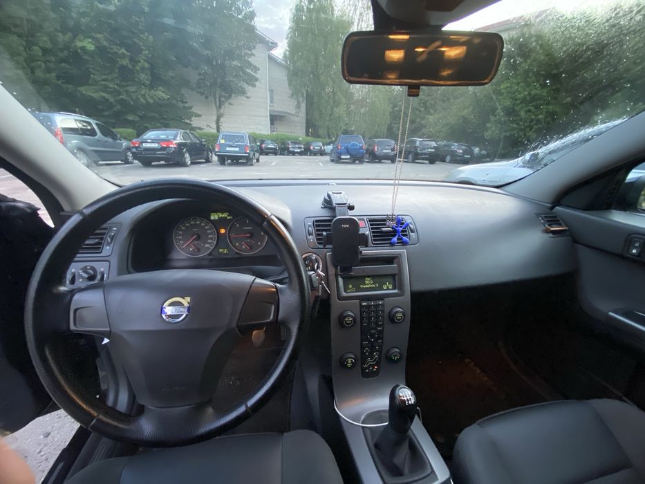 Продам автомобіль Volvo V50