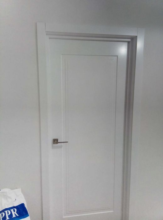 Установка межкомнатных дверей. Врезка замков, петель, установка ручек ...