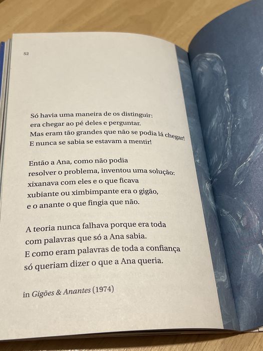 Livro “O Pássaro da Cabeça e mais versos para crianças”