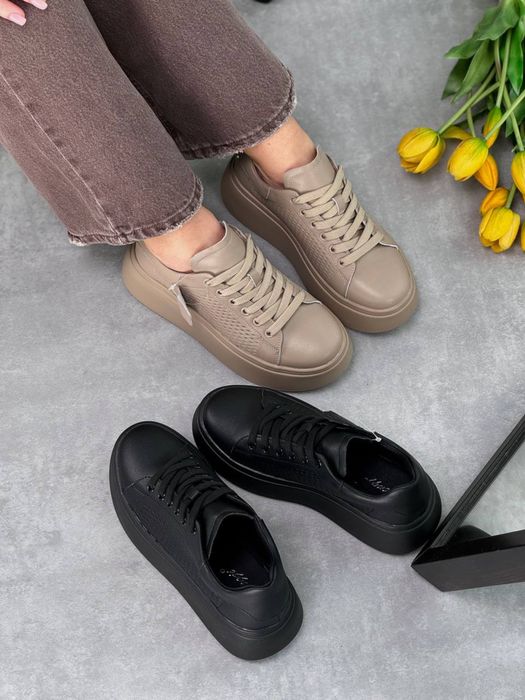 Кросівки натуральна шкіра