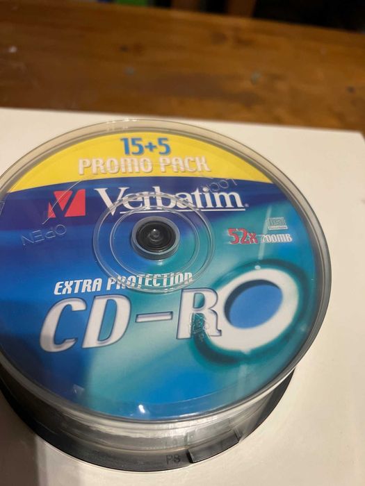 CD-R Box (20 Units)64283860377986122