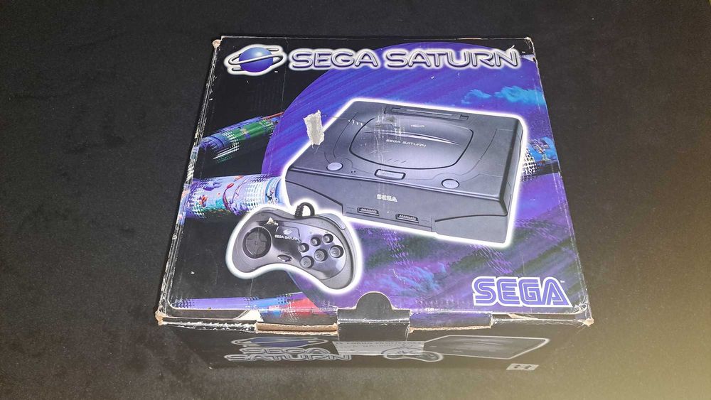 Consola Sega Saturn com Comando ( Caixa )