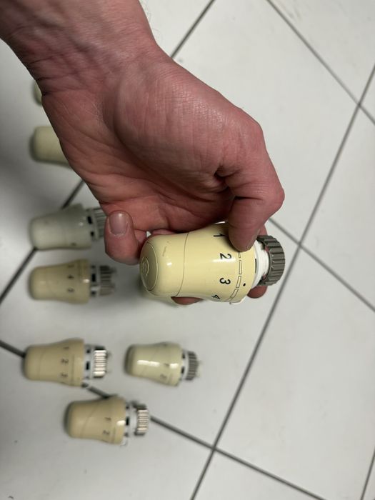 Głowice termostatyczne grzejnikowe