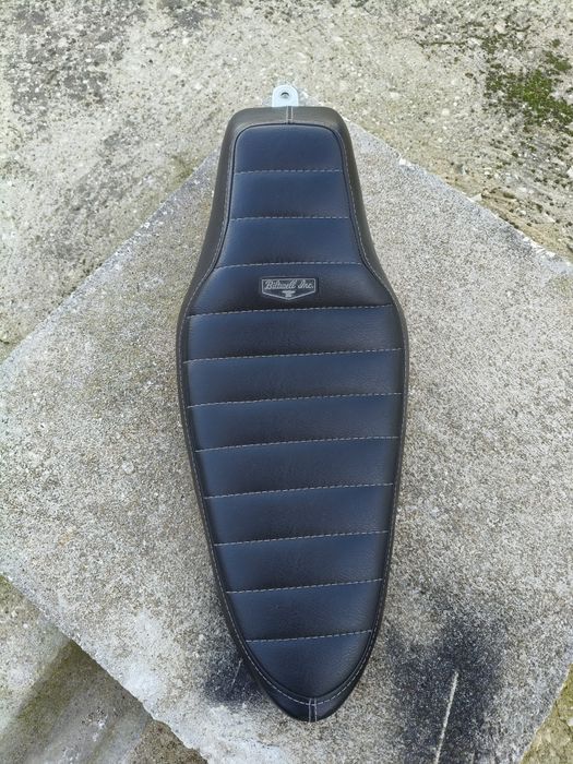 Biltwell banana seat