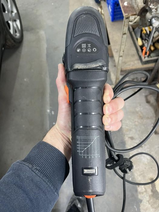 Полірувальна машинка Дніпро  М   PM-125CS