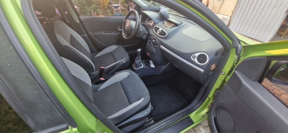 Renault Clio 2011 1.5tdci