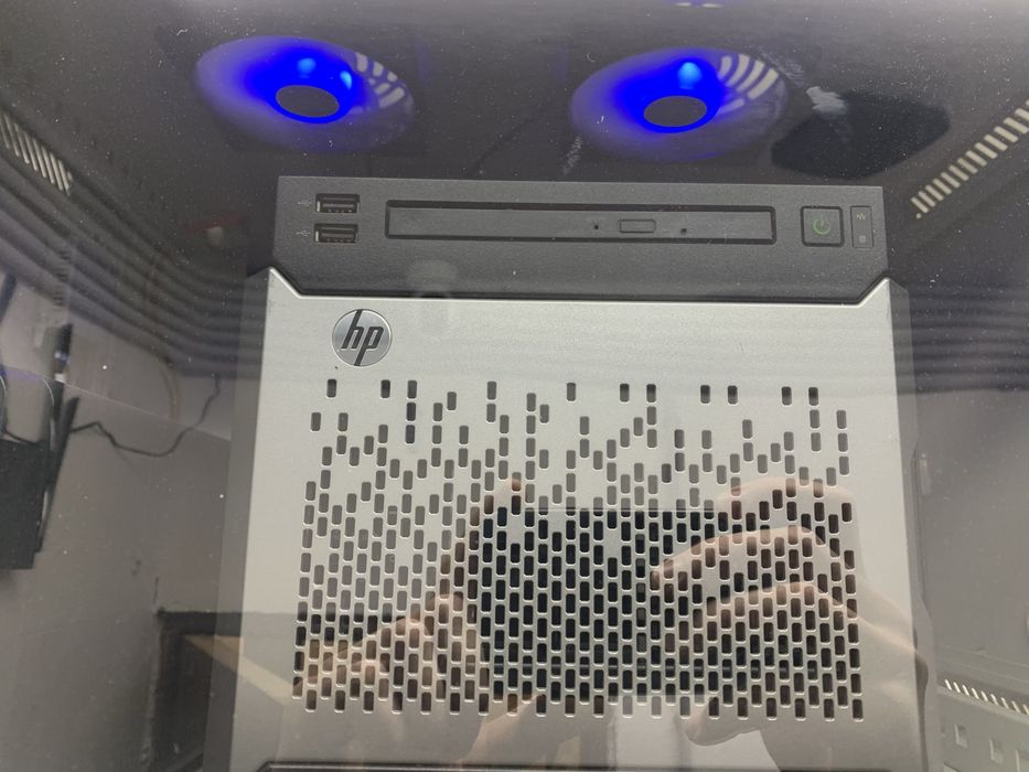 Hp microserver gen8 e3-1260 16 gb ram 6tb HDD