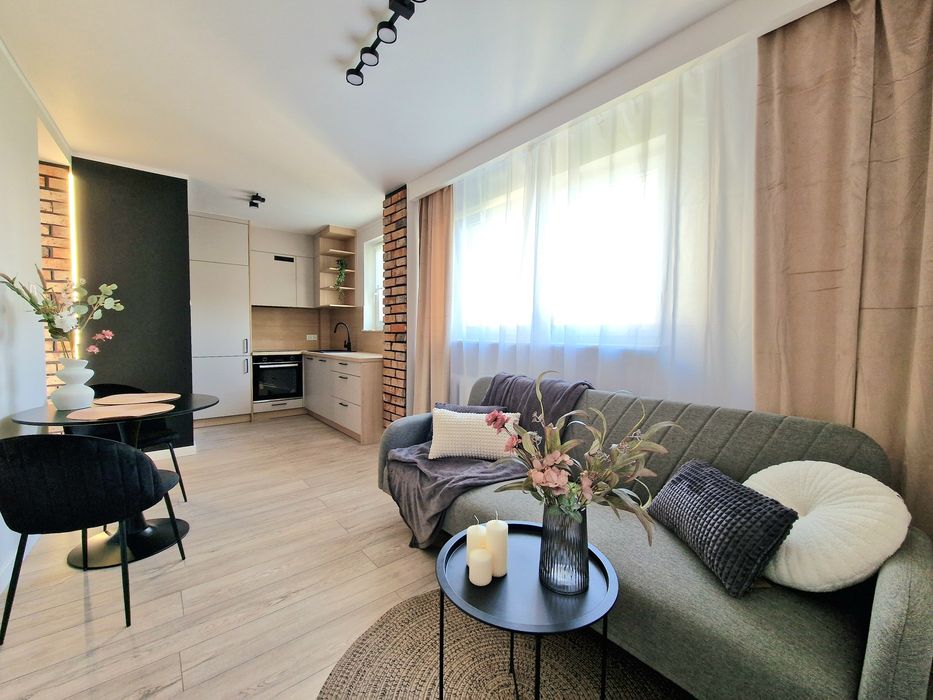 Ul. Sobieskiego, 3 oddzielne pokoje, 55m2