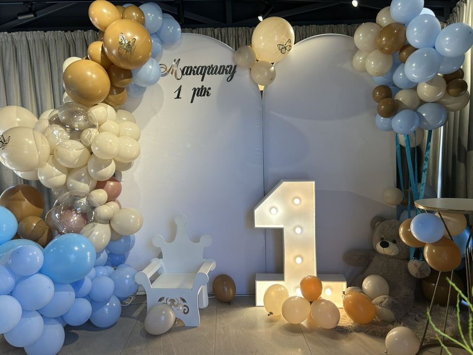 Фотозона на Ваше свято кульки,одиничка,ангели