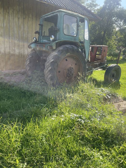 Трактор ЮМЗ-6 цікавить обмін