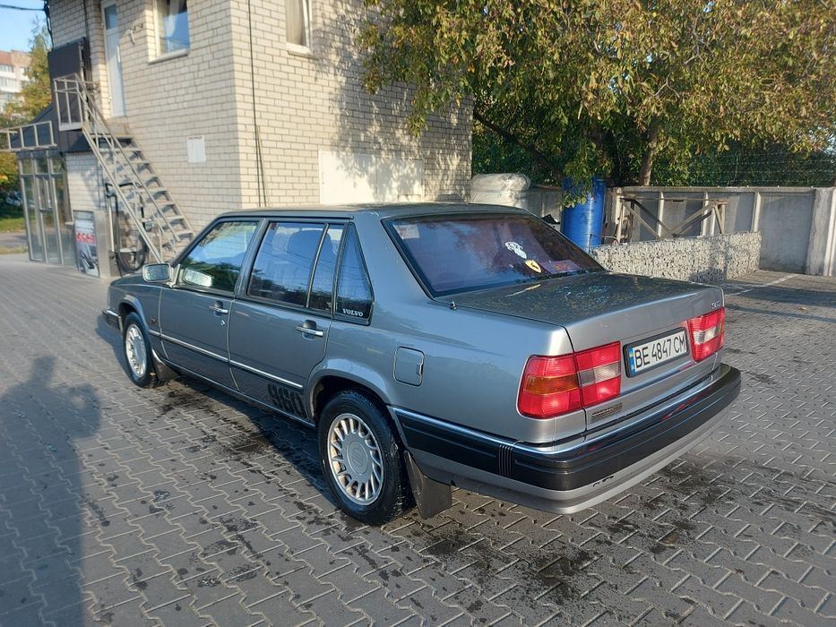 Volvo 960 надійний автомобіль