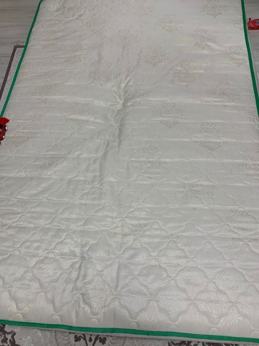 Віддам матрац безкоштовно