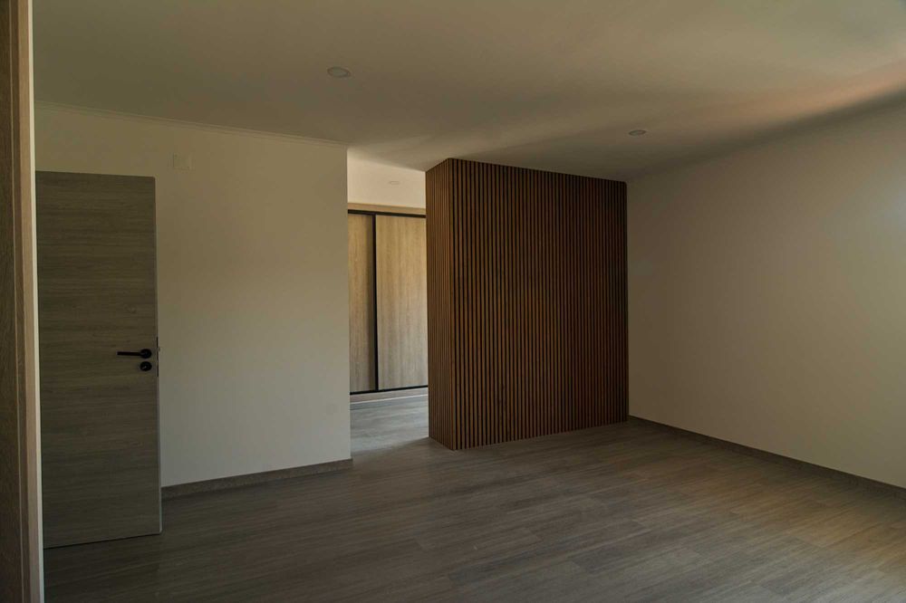 Vivenda Independente Nova 182m2/226m2