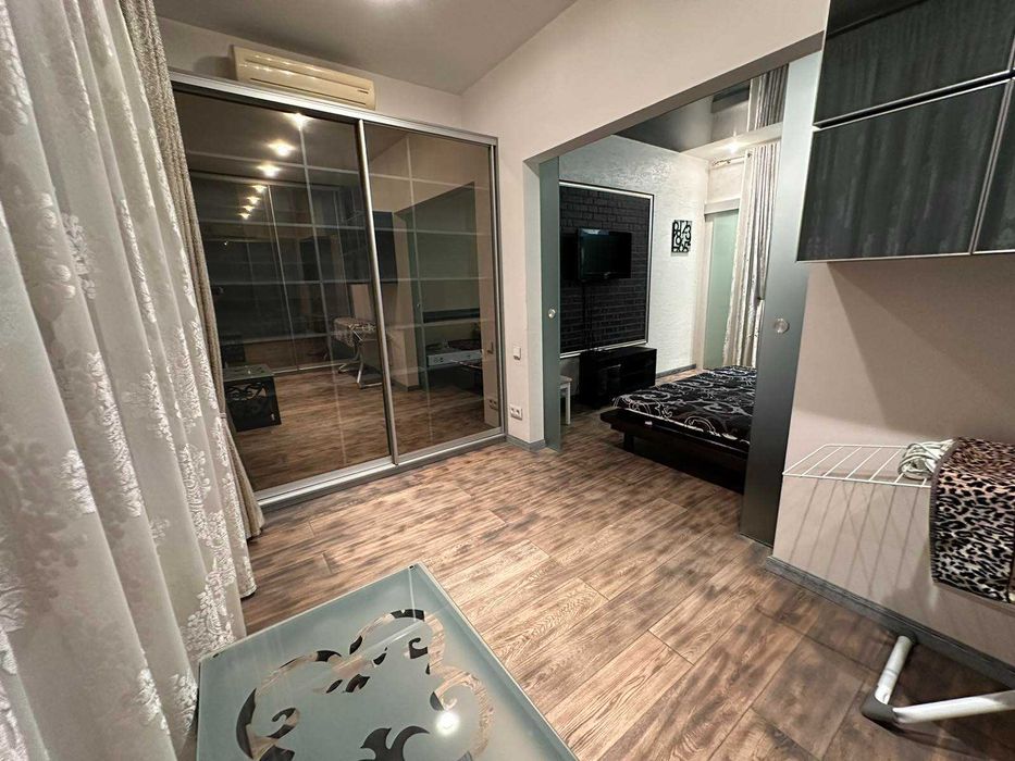 Элегантная квартира на пр-те Шевченко с 2 спальнями и кухней-гостиной