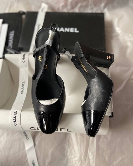 Туфлі слінгбеки chanel різні