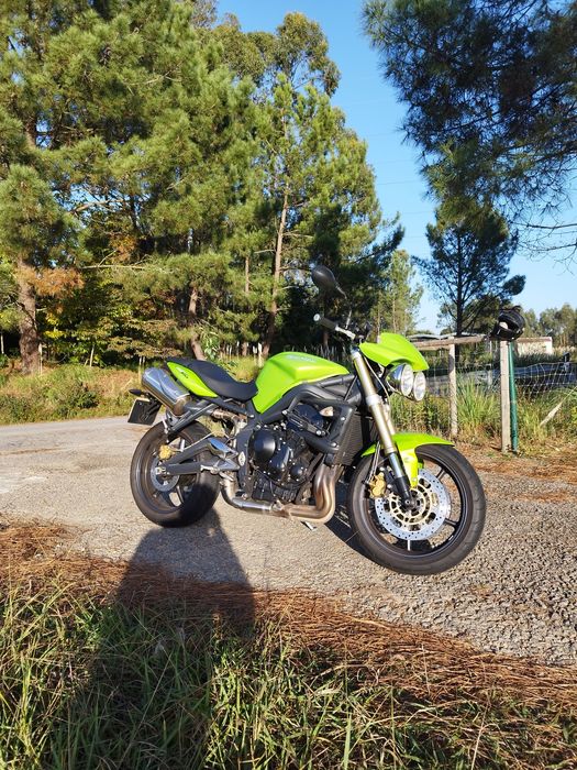 Triumph Street Triple 675