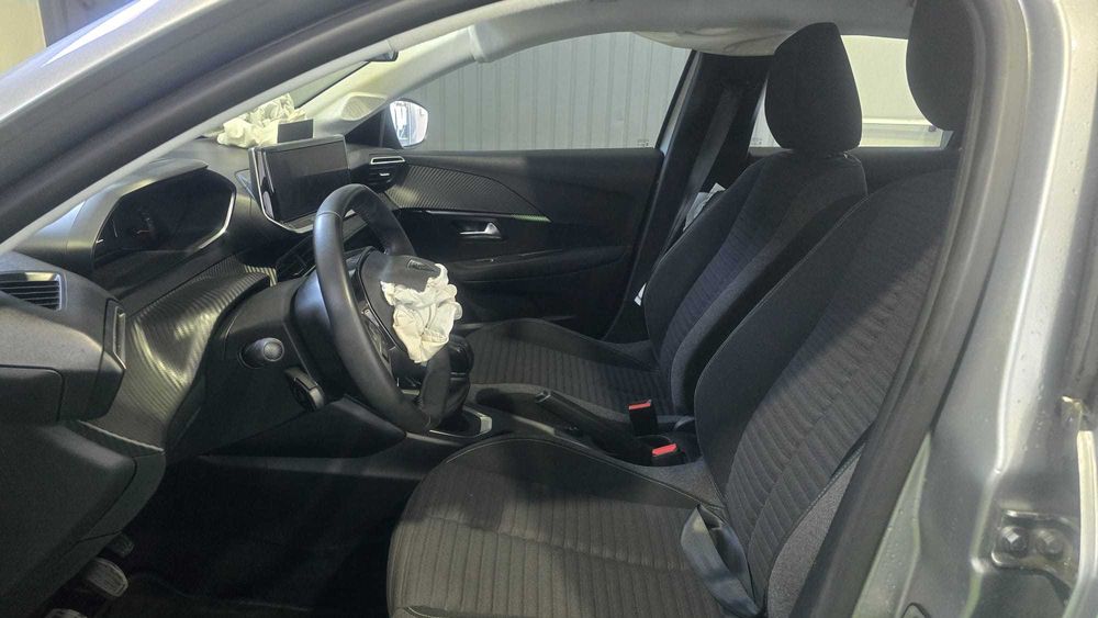 Peugeot 208  Active -  Salvado