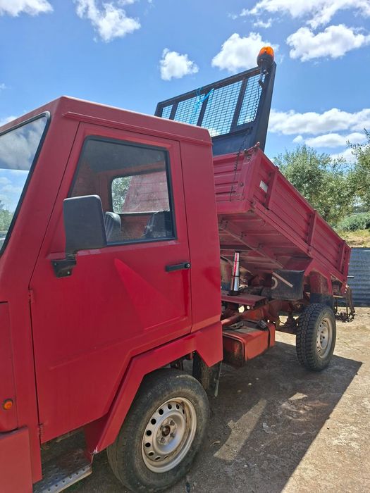 Tratocarro 4x4 com báscula