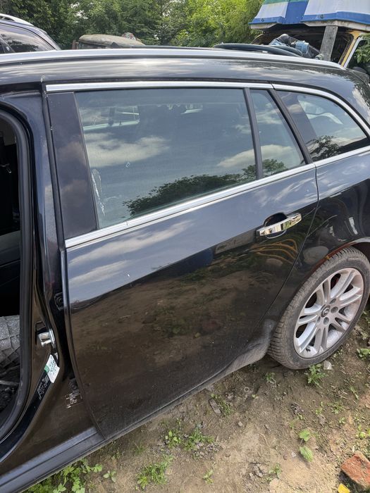 Opel insignia na czesci 2,0d zatarty