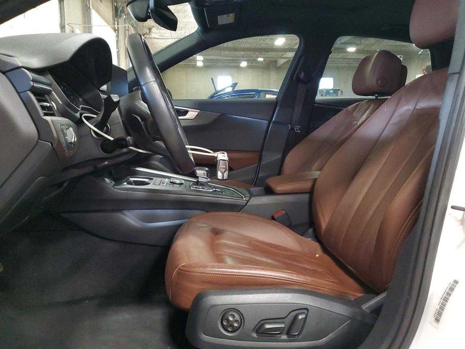 2019 AUDI A4 Premium