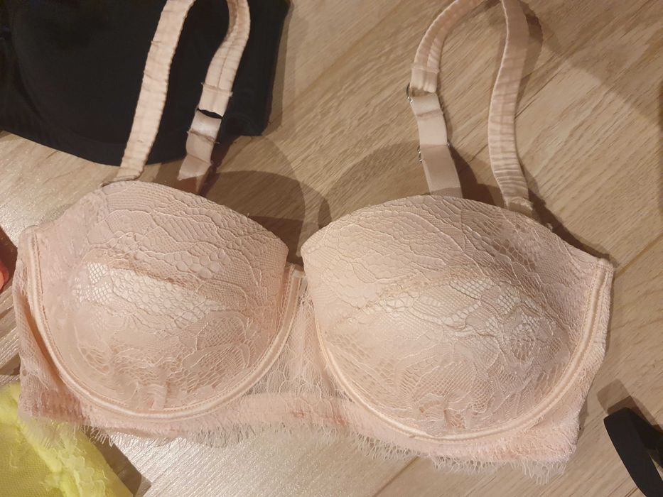 Biustonosz Reserved, Ann Summers, concept