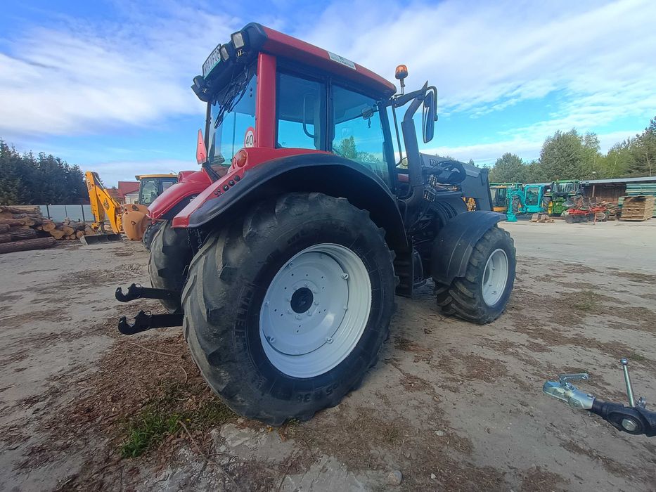 Ciągnik Valtra T 162