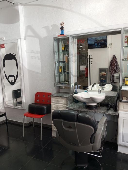Trespass de Barbearia (Queluz)