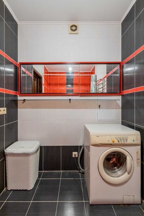 Продам квартиру 125 кв.м. 4х кімн. Харківське шосе 152 Програми