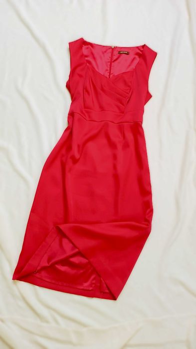 Elegancka midi sukienka na szerszych ramiączkach L XL wesele imprezę